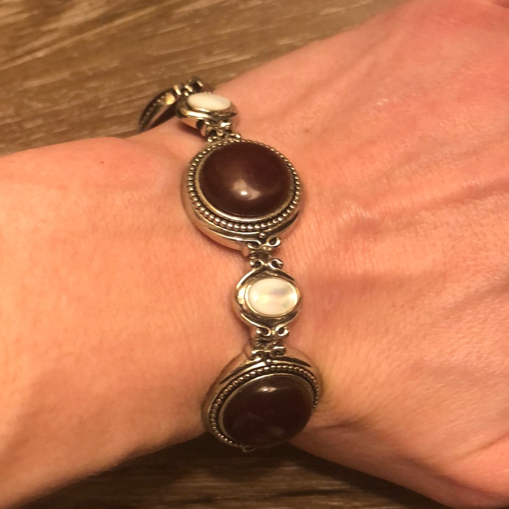 Lia Sophia Merlot & Pearl Bracelet - Picture 3 of 7